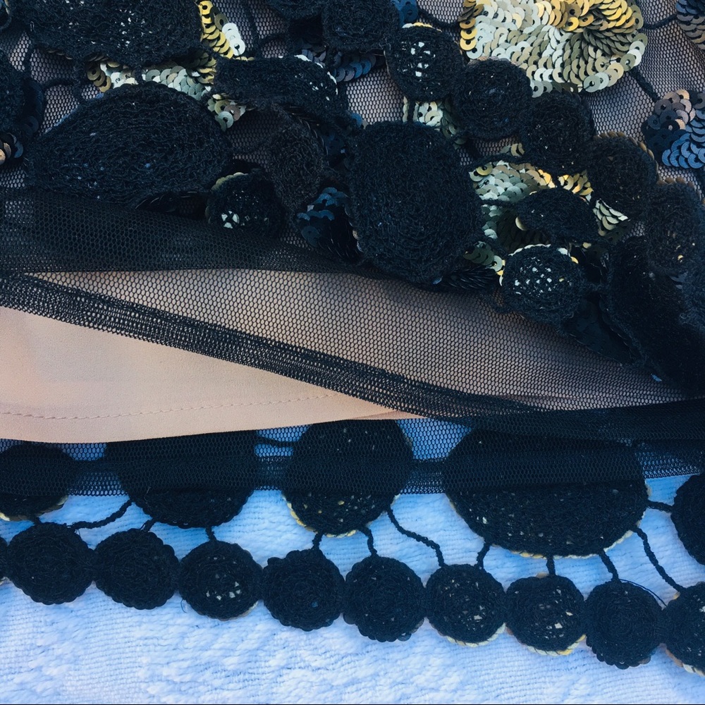BCBGMaxAzria Sequin Round Black Gold Pencil Skirt - Picture 6 of 8